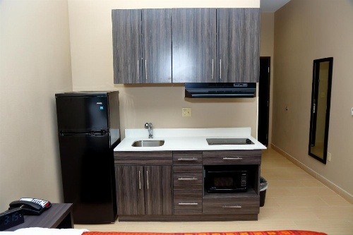 Americas Best Value Inn & Suites Prairieville image 18