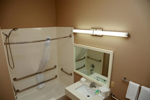 Americas Best Value Inn & Suites Prairieville image 19